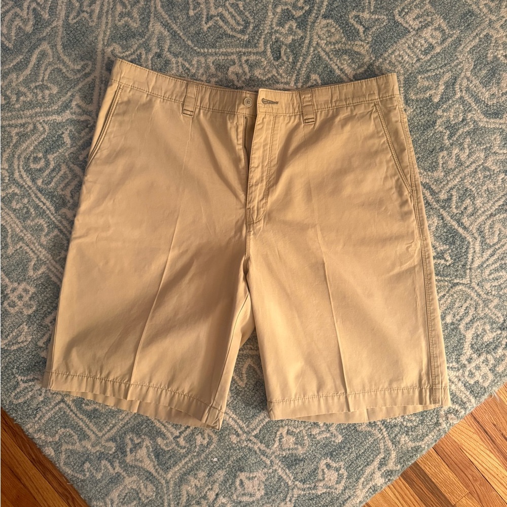 Tommy Bahama Men's Beige Tan Flat Front Shorts
